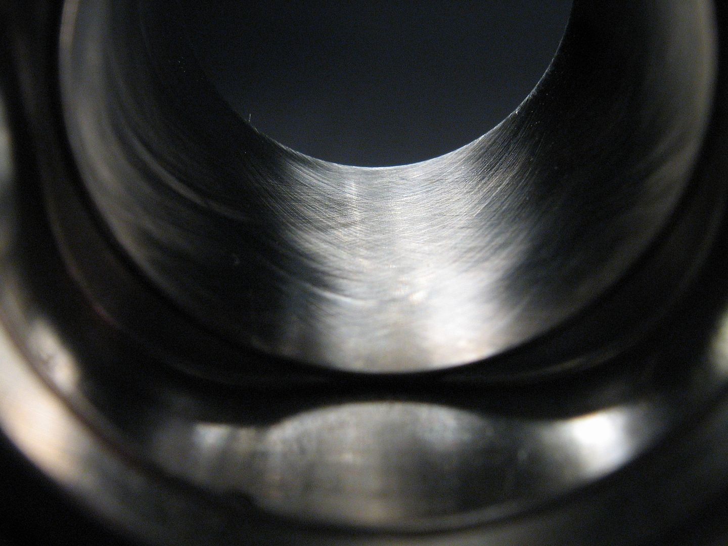 F1 Pneumatic Valve Spring, a closer look